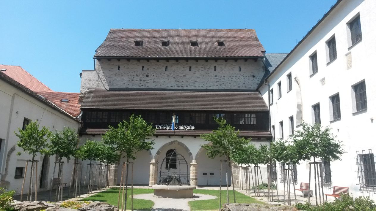 Ohlédnutí za výstavou o Předbořických minerálech